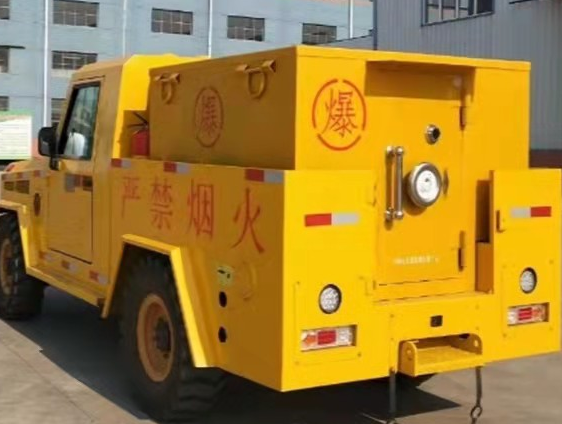 莱阳凯龙爆破器材运输车：保障爆破任务的安全运行
